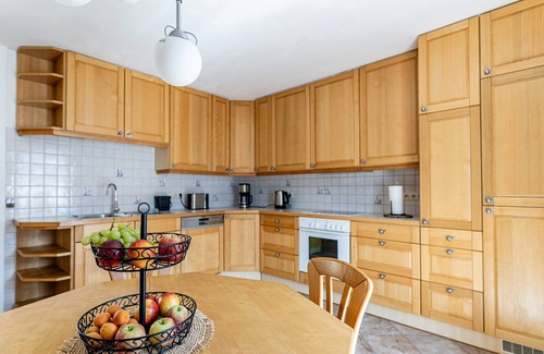Oberschonau Apartment | Apartment Justine, 80sqm up to 4 persons, bathtub, large balcony and mountain view