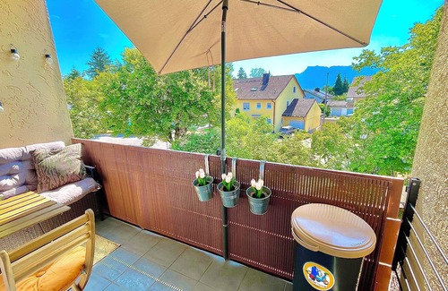 Freilassing Apartment | Apartment near Salzburg Mountain View