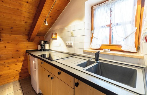Aufham Apartment | Apartment no. 1, 27m², living/bedroom, balcony, TV, 2 pers.