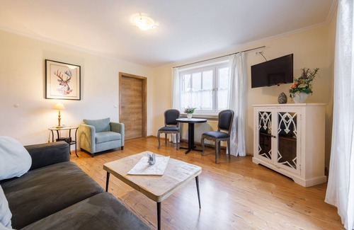 Ruhpolding Apartment | Apartment Rauschberg 48sqm, balcony, kitchen, 1 living room and 1 bedroom, WLAN, 3 persons