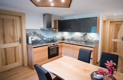 Bischofswiesen Apartment | Apartment "Watzmann", 1-4 people, approx. 85 m², 2 bedrooms, kitchen, balcony