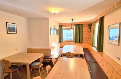 Sankt Leonhard im Pitztal House | 280 m² House ∙ 1 bedroom ∙ 25 guests