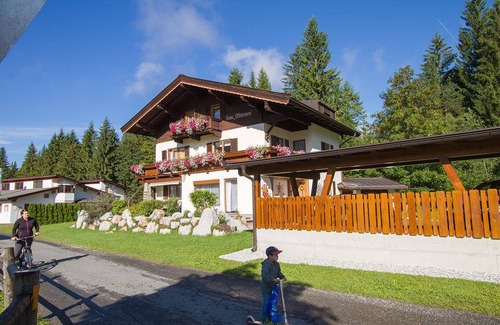 St. Ulrich Am Pillersee Apartment | 60 m² Apartment ∙ 2 bedrooms ∙ 4 guests