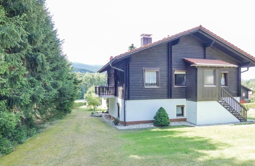 Arrach Apartment | Beautiful apartment in Arrach with WiFi