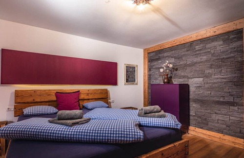 Oberschonau House | Beautiful, cozy, newly renovated chalet