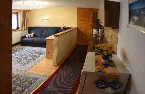 Schnann Apartment | Beautiful vacation apartment for summer and winter in a quiet location