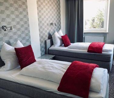 Schrobenhausen Bed & Breakfast | Bed and breakfast ∙ 2 guests