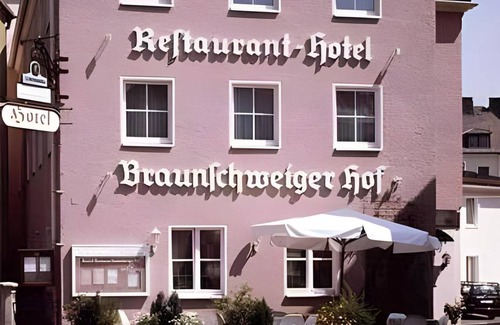Muenchberg Bed & Breakfast | Bed and breakfast ∙ 3 guests