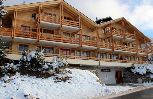St. Luc Apartment | Charming apartment facing south, overlooking the Cervin. Val d'Anniviers