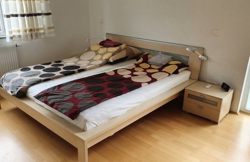 Lochhausen Apartment | 103 m² Apartment ∙ 3 bedrooms ∙ 4 guests
