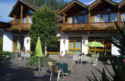 Neukirchen Beim Heiligen Blut Resort | Private room ∙ 2 guests