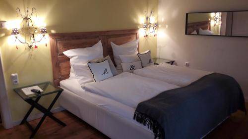 Thalkirchen - Obersendling - Forstenried - Furstenried - Solln Bed & Breakfast | 30 m² Bed and breakfast ∙ 5 guests