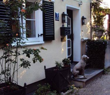 Thalkirchen - Obersendling - Forstenried - Furstenried - Solln Bed & Breakfast | 30 m² Bed and breakfast ∙ 5 guests
