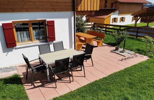 Lechbruck House | Detached vacation home with sauna, terrace and garden in Lechbruck am See