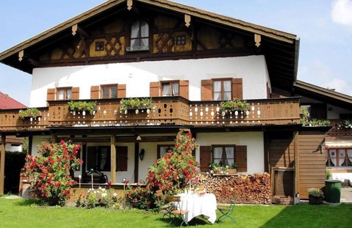 Oberammergau Bed & Breakfast | Double Room - Mammhofer Suite & Breakfast