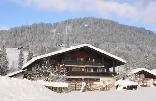 Entfelden Apartment | Drei-Raum-Ferienwohnung (7) Unterberg, 82 qm, Bad/WC, Extra-Schlafzimmer, Küche, Balkon