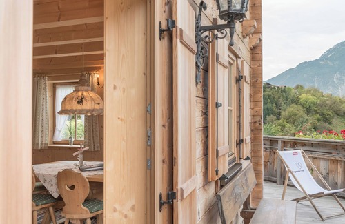 Sautens Ski Chalet | Exclusive chalet in Ötztal with Swiss stone pine infrared sauna - pure relaxation in Tyrol!
