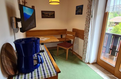 Ramsau bei Berchtesgaden Apartment | Ferienwohnung, 1-2 Personen, 33 qm, Dusche/WC, Balkon, TV, W-LAN, 1 Schlafzimmer, Frühstück möglich!