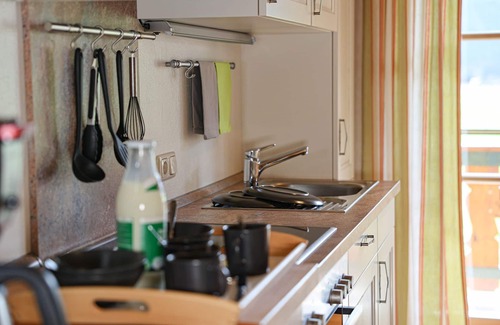 Schoenau am Koenigssee Apartment | Ferienwohnung 1, 2 Personen, Balkon, 50 qm, Wohn- und Schlafraum getrennt