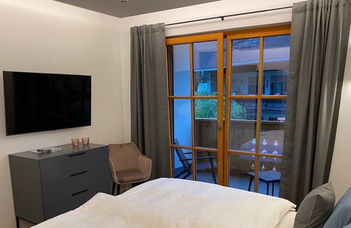 Oberschonau Apartment | Ferienwohnung Dolomit, 87 Qm,1. Obergeschoß, 2 Separate Schlafzimmer, 2 Bäder, Balkon