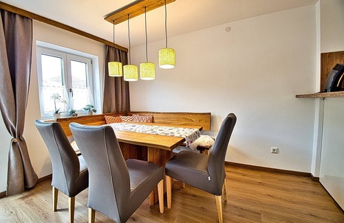Oberschonau Apartment | Ferienwohnung Am Bruckenstüberl