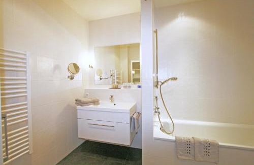 Garmisch-Partenkirchen Apartment | Ferienwohnung Am Kurpark - Wohnung 1,60qm-
