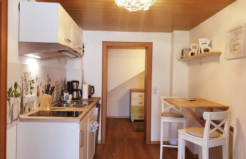 Anzenbach Apartment | Ferienwohnung 3 /1 Schlafzimmer /1 Wohn-Esszimmer /seperate Küche /Du-WC