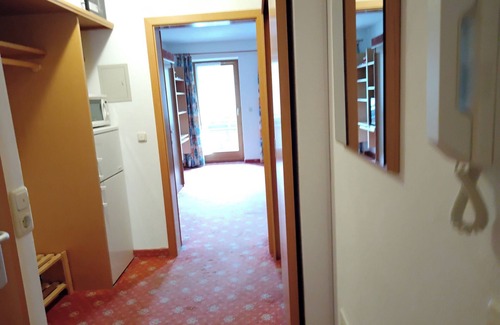 Aschau im Chiemgau Apartment | Ferienwohnung 49 qm mit einem extra Schlafzimmer und Balkon