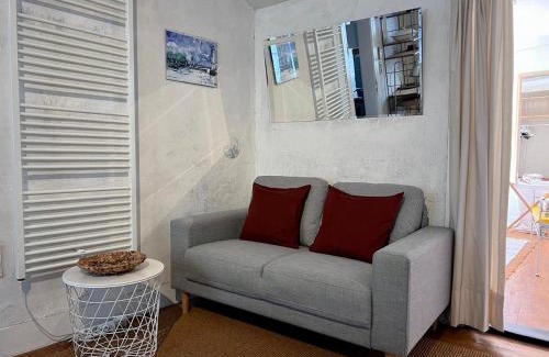 Insel Apartment | Ferienwohnung Altes Haus 2 - Gemütlich und zentral in denkmalgeschütztem Haus