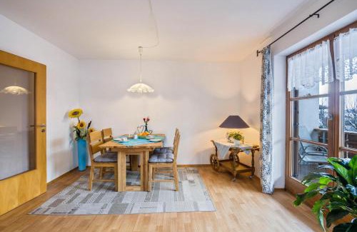 Farchant Apartment | Ferienwohnung Lechner