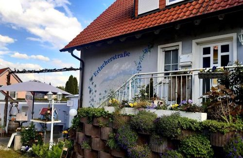 Sulzbach a.Main Apartment | Ferienwohnungen "Weingenuss" für 1 bis zu 10 Personen direkt im Weingut