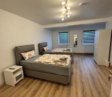 Hof Apartment | Ferienwohnungen Yanev- Hof