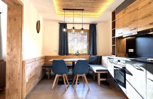 Barnzell Apartment | Großzügige im Bayerischen Landhausstil eingerichtete Ferienwohnung