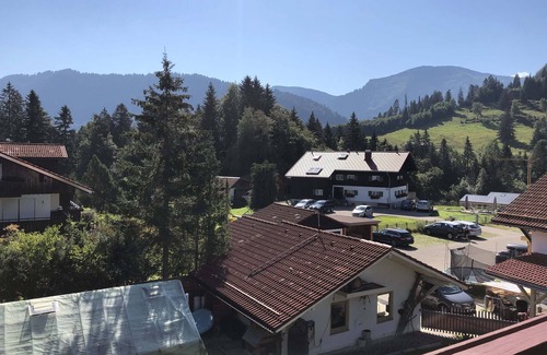 Steibis Apartment | Großzügige Wohnung für bis zu 5 Persone in Steibis