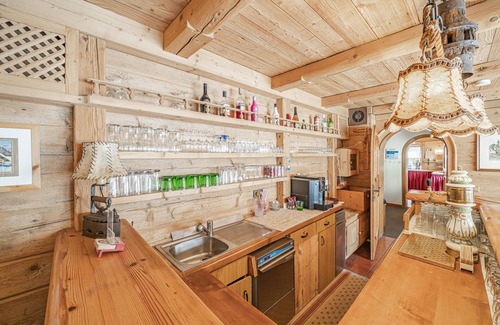 Kitzbuehel House | Group house with sauna near the ski lift