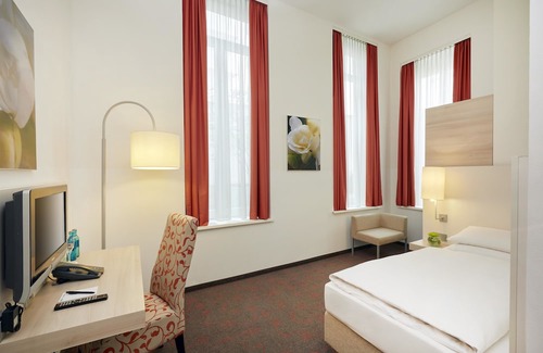 Ludwigsvorstadt-Kliniken Hotel | H+ Hotel München