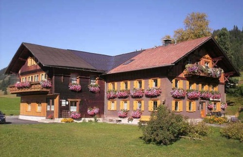 Tannheim Apartment | Haus Müller - Double or triple room 1