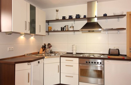 Grabenstatt Apartment | Hochgern vacation apartment for 1 - 4 people, large, covered balcony, mountain view