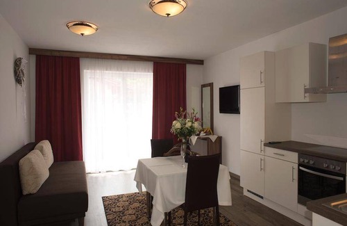 Zirl Hotel | Hotel ∙ 1 bedroom ∙ 2 guests