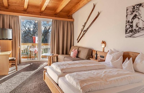 Hungerburg-Hoheninnsbruck Hotel | Hotel ∙ 1 bedroom ∙ 2 guests