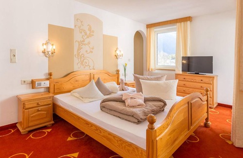 Nassereith Hotel | Hotel ∙ 2 guests