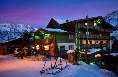 Soelden Hotel | Hotel ∙ 3 guests