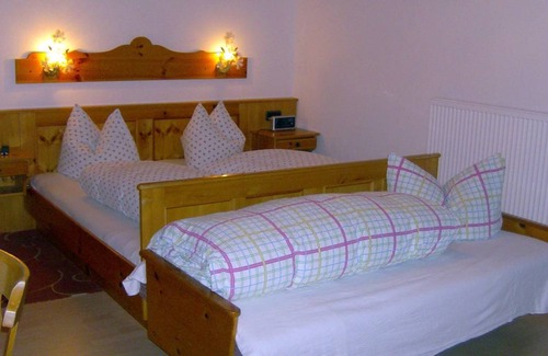 Berchtesgaden Hotel | Hotel ∙ 3 guests