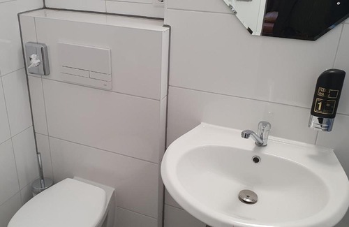 Fuerth Hostel | Hotel Berkut