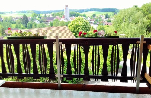 Walkertshofen Hostel | Hotel Burgberg