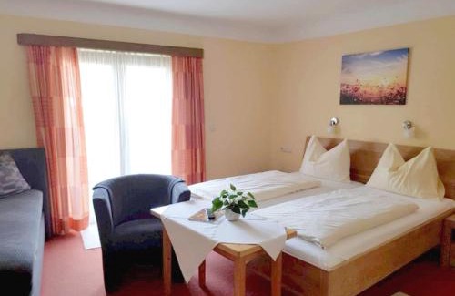 Siegsdorf Hotel | Hotel Garni Edelweiß
