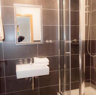 Geiselwind Hotel | Hotel Gasthof Metzgerei Lamm - Benedikt Rückel