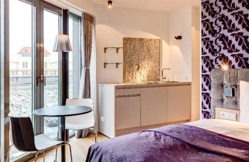 Allach-Untermenzing Apartment | Hotel im Bunker
