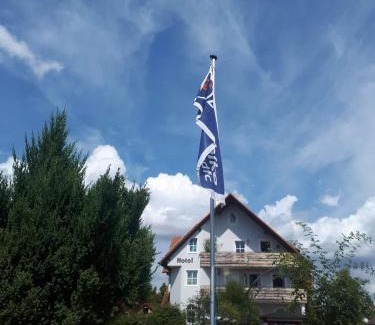 Sommerach House | Hotel Pension Am Engelsberg