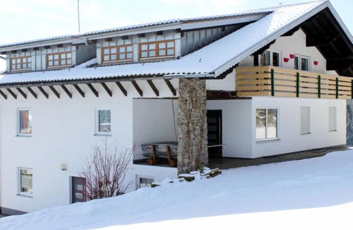 Kollnburg House | Kollnburg Villa Sleeps 26 WiFi